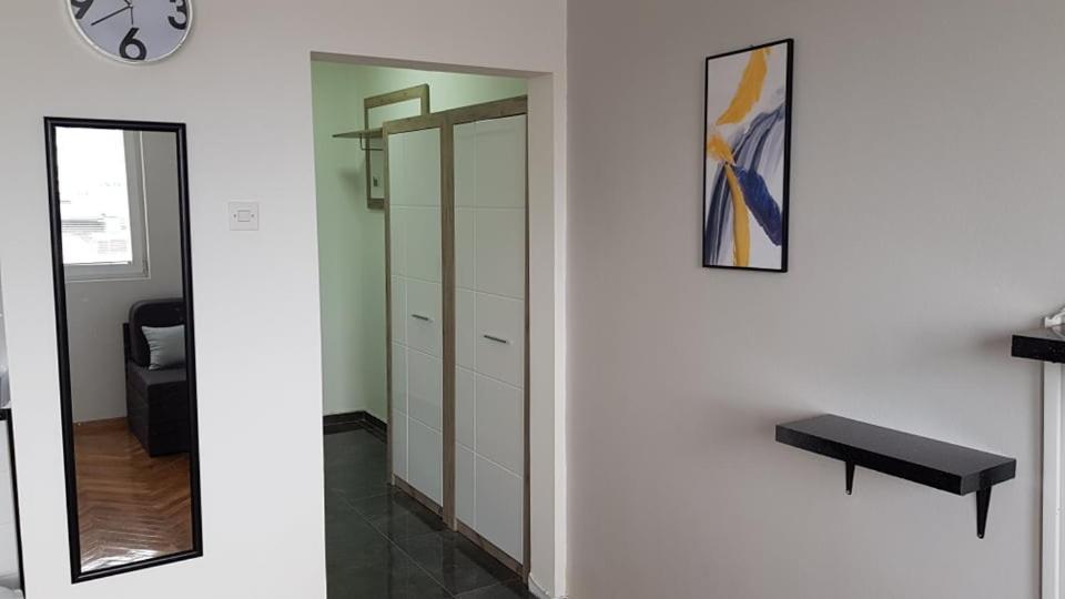 Central View Apartment Скопье Экстерьер фото